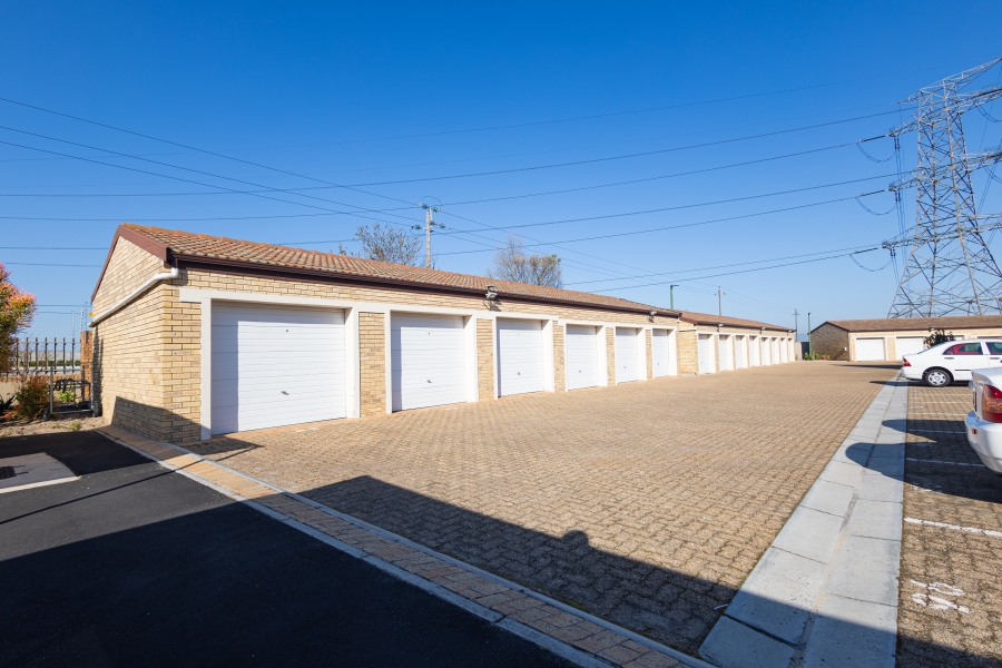 2 Bedroom Property for Sale in Burgundy Estate Western Cape